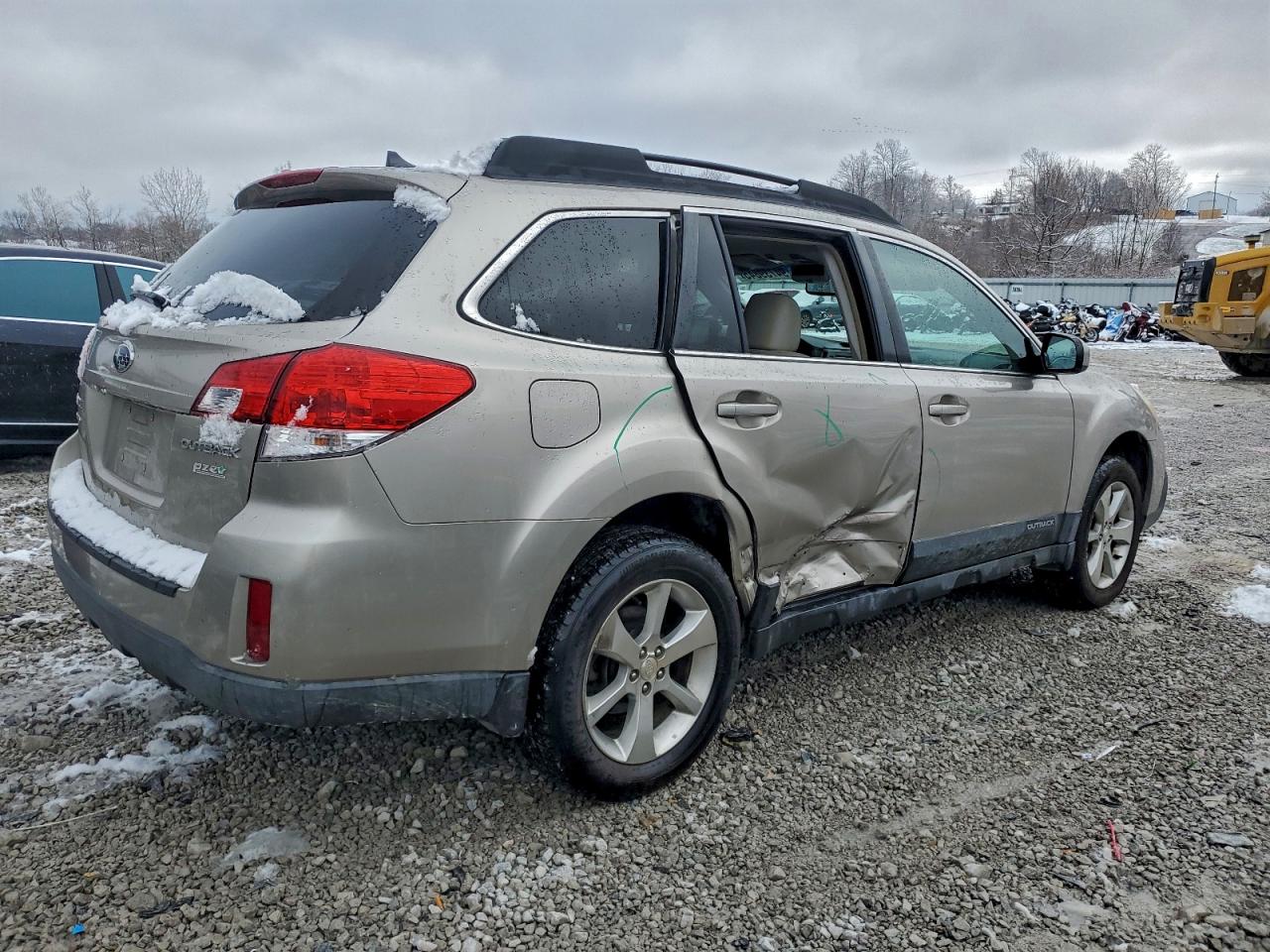 Subaru Outback 2.5i Limited Image 2