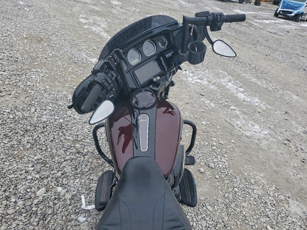 Harley-Davidson Fl Street Glide Special Image 9