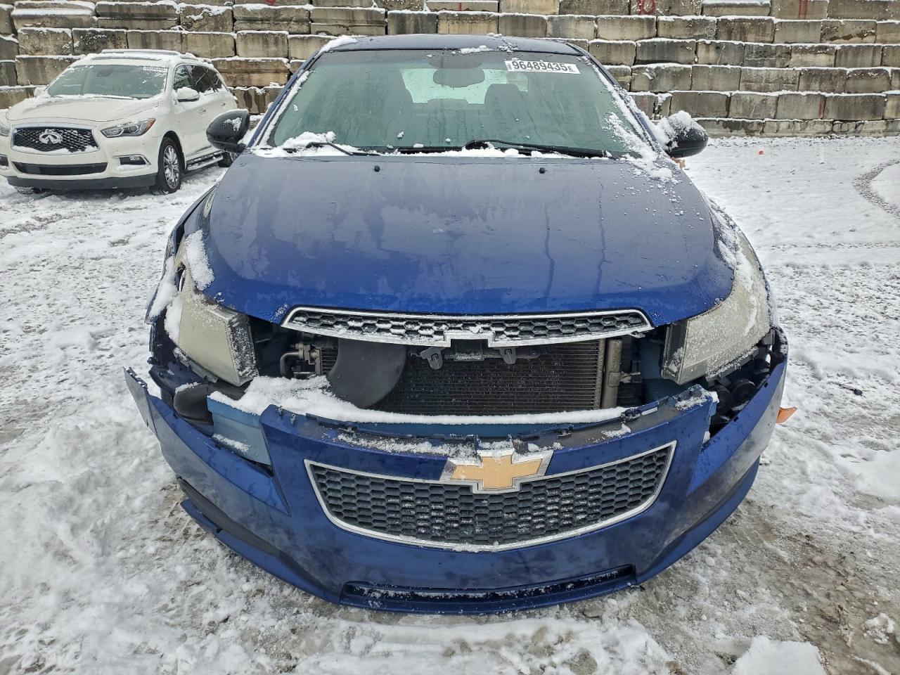 Chevrolet Cruze Ls Image 8
