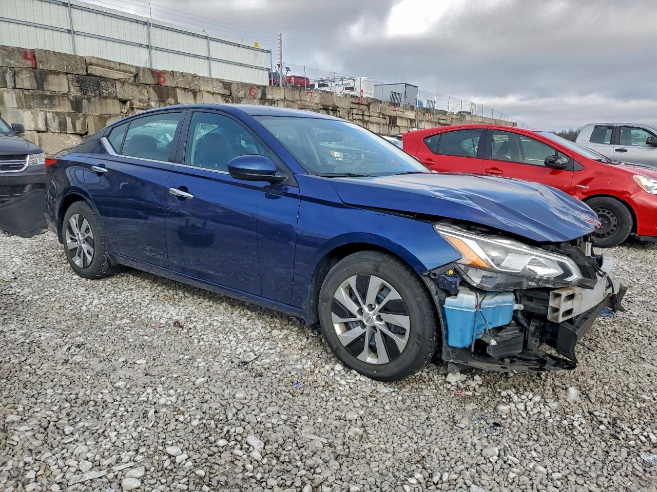 Nissan Altima S Image 3