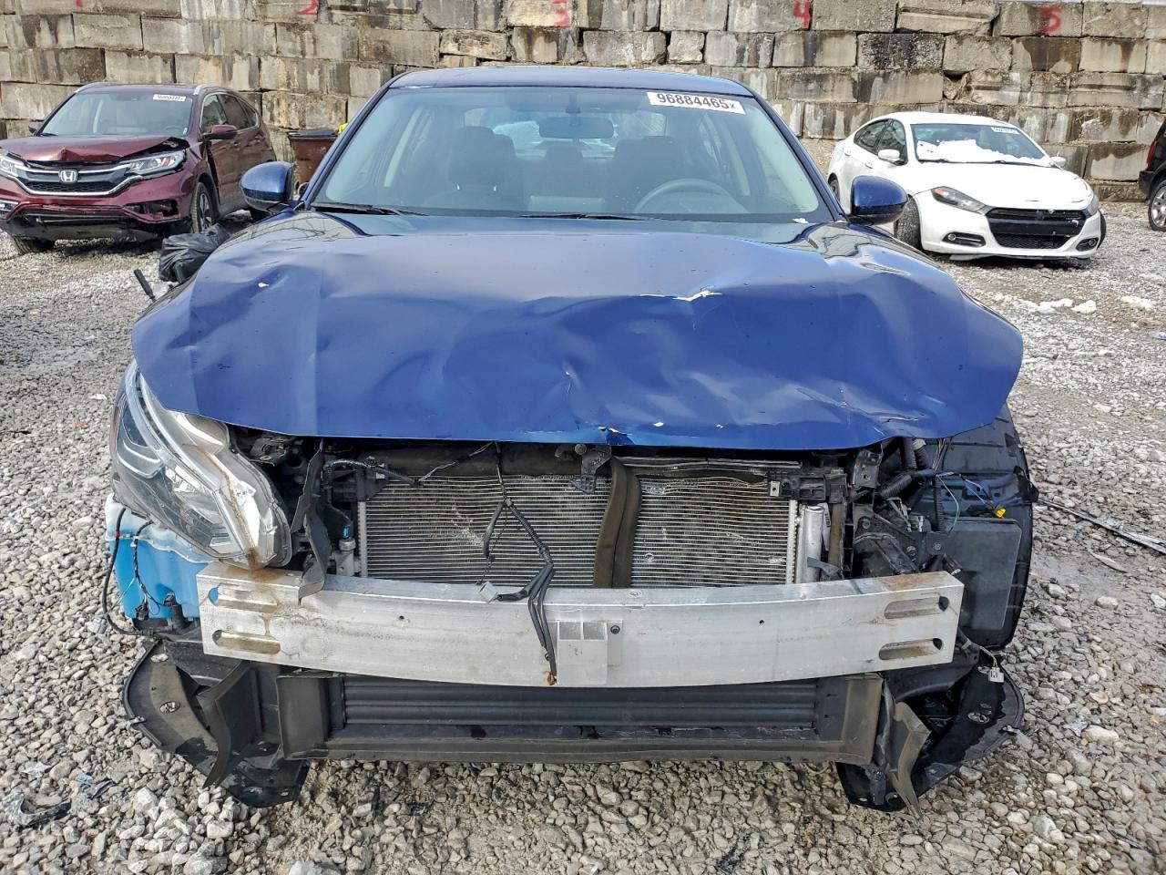 Nissan Altima S Image 9