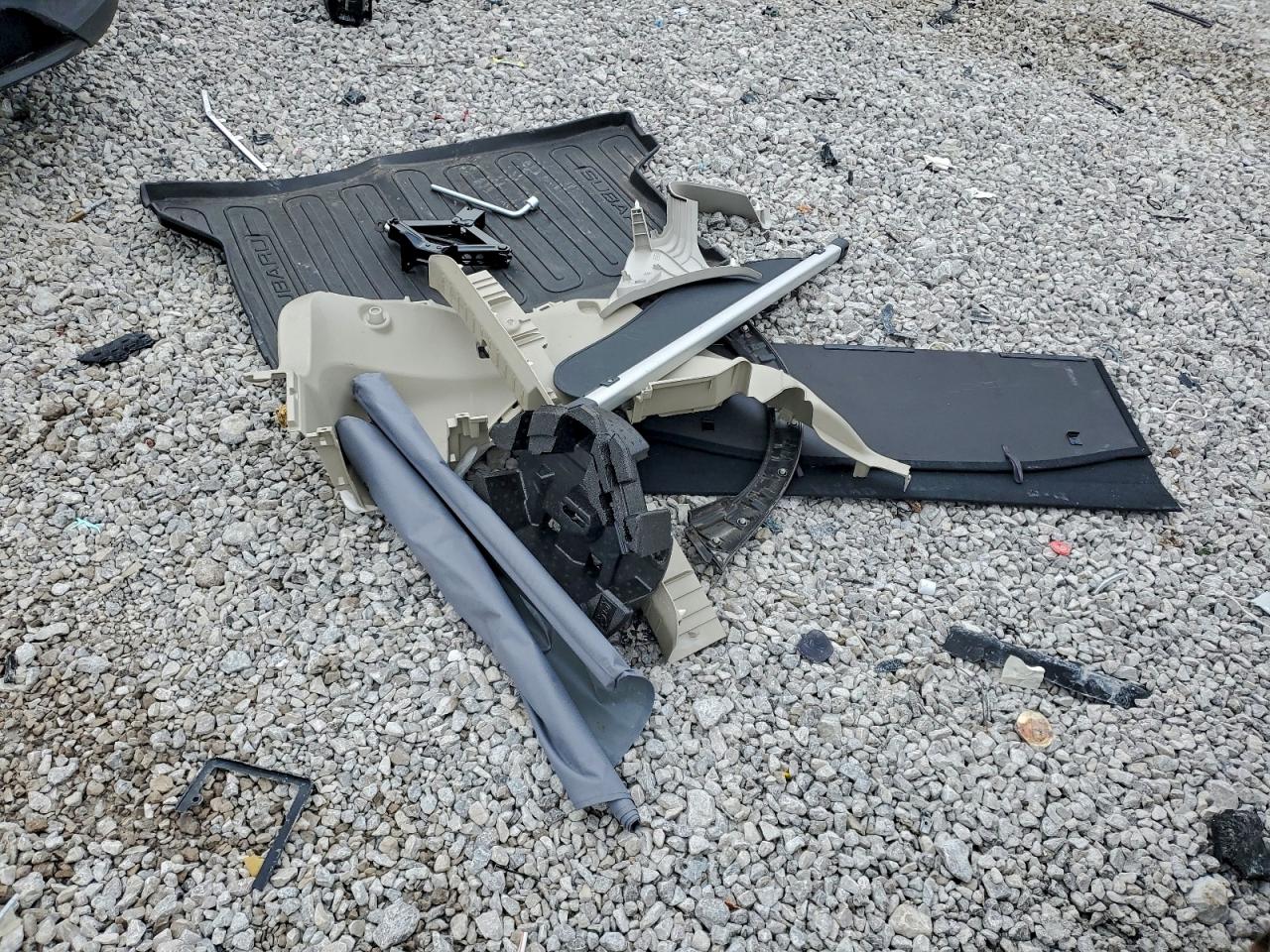 Subaru Xv 2.0 Limited Image 12