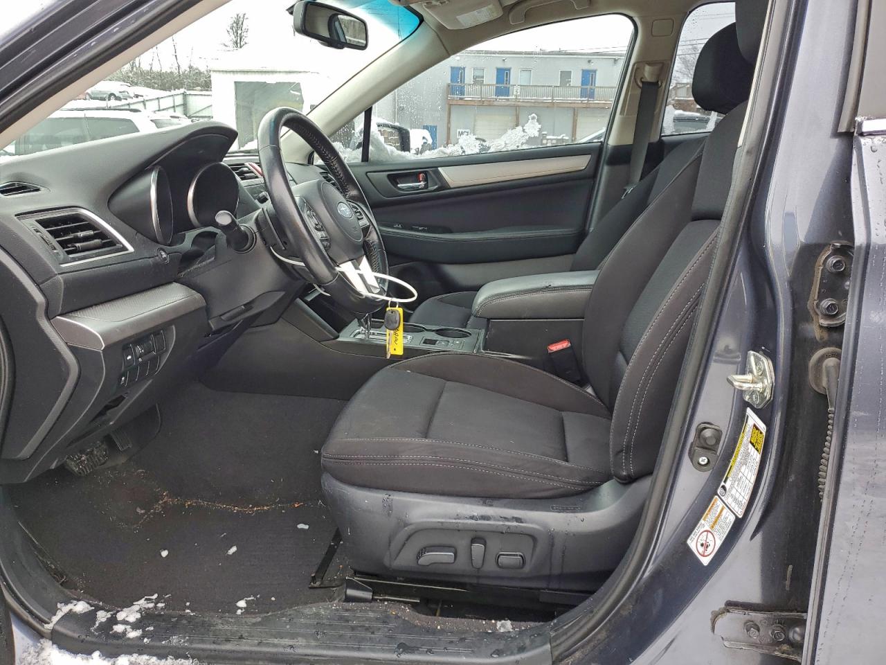 Subaru Legacy 2.5i Premium Image 12