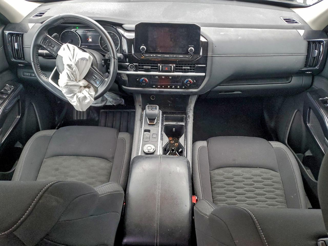 Nissan Pathfinder Sv Image 4