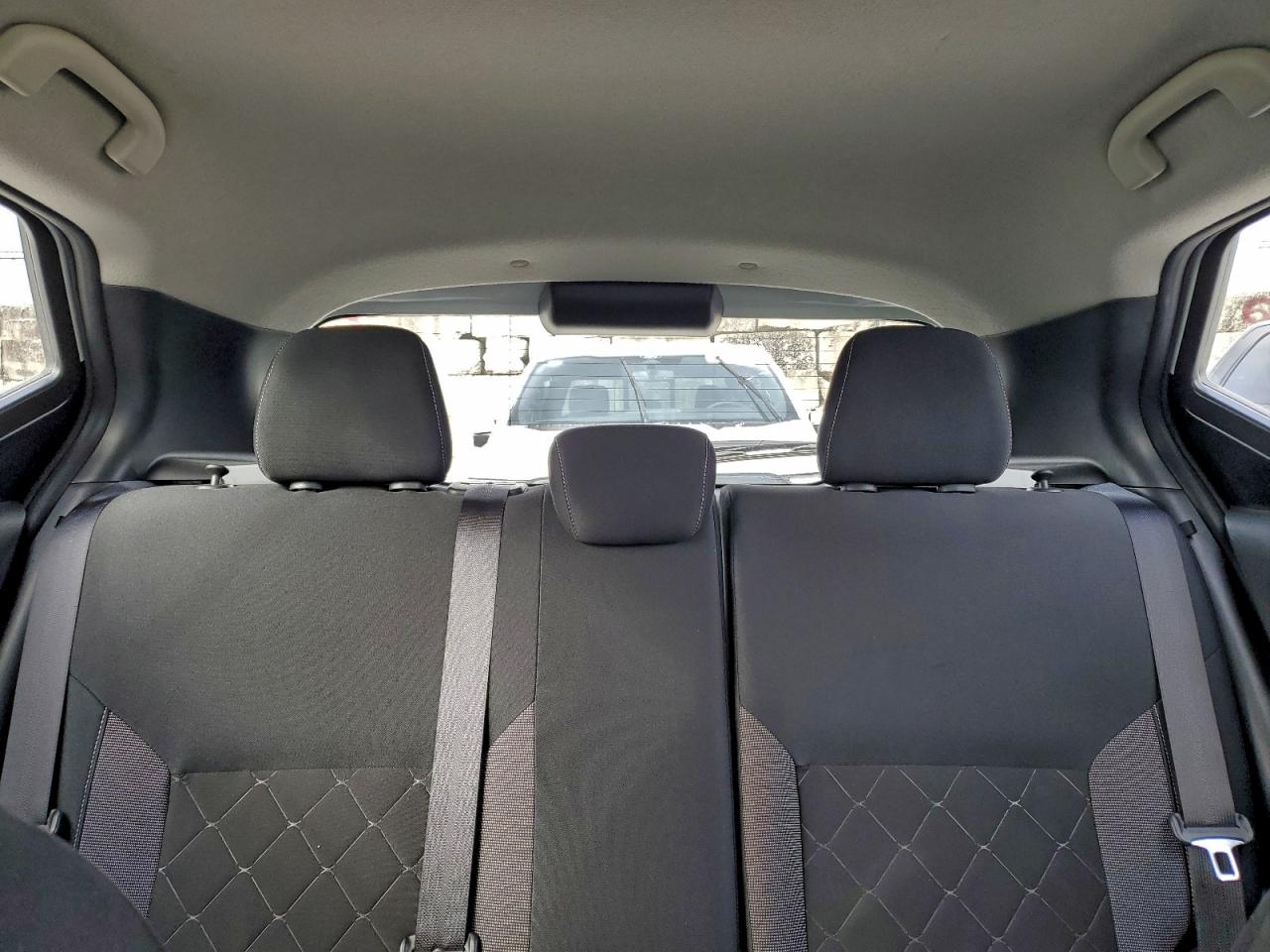 Nissan Kicks S Image 13