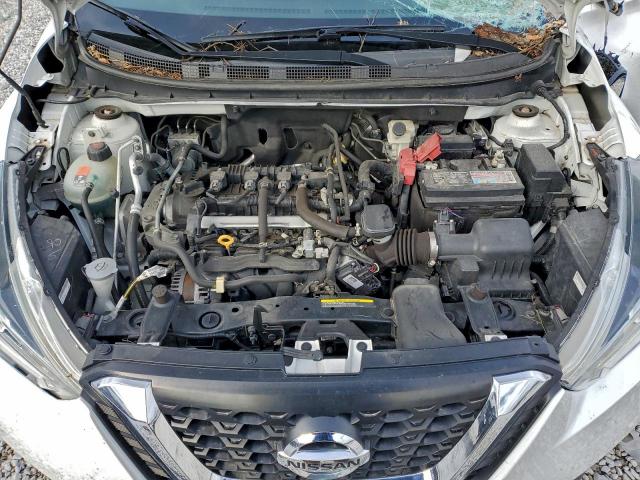 Nissan Kicks S Image 9