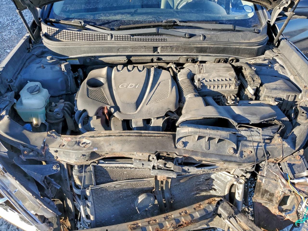 Hyundai SONATA Gls Image 6