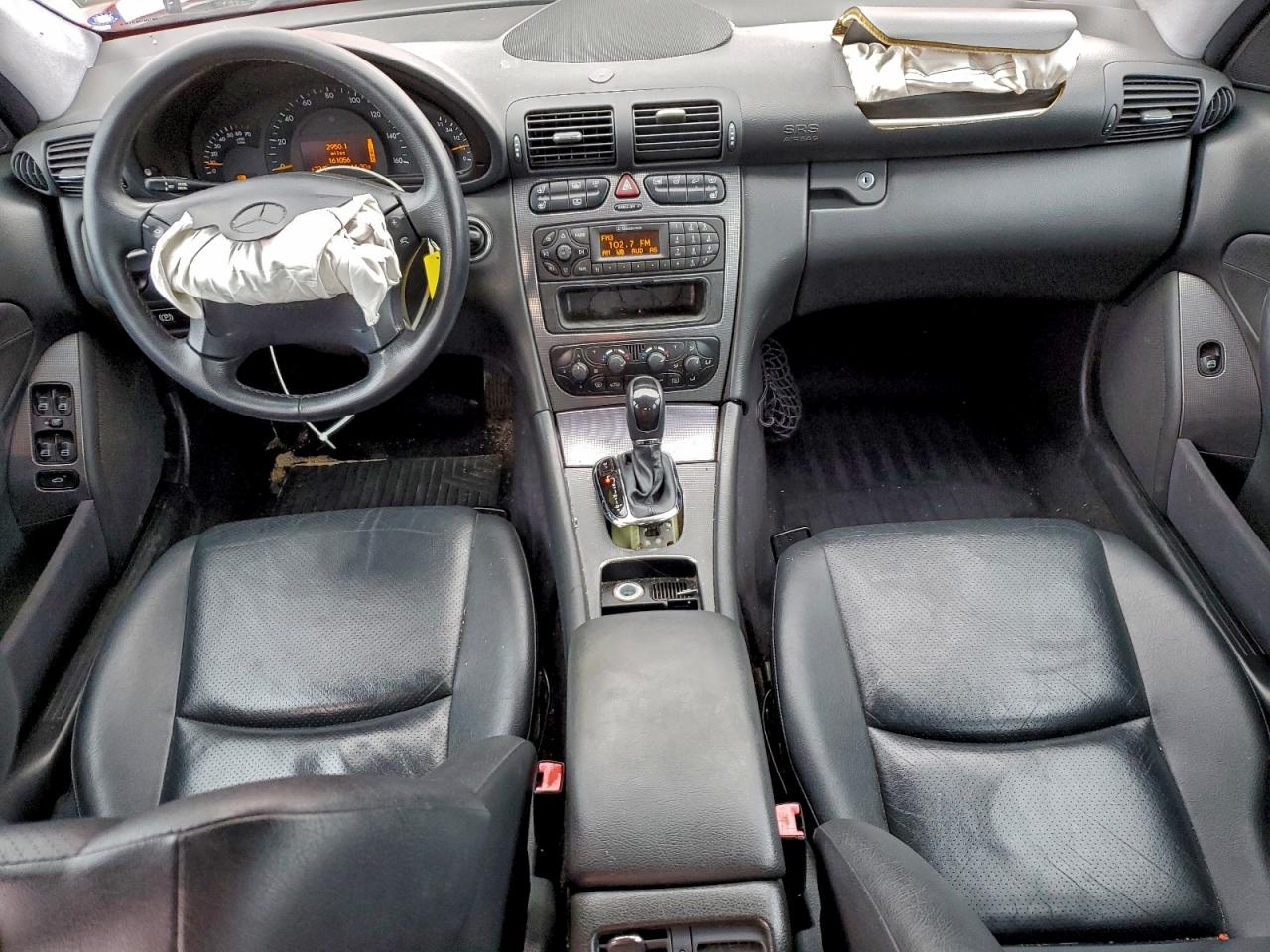 Mercedes-Benz C-Class 230k Sport Sedan Image 11