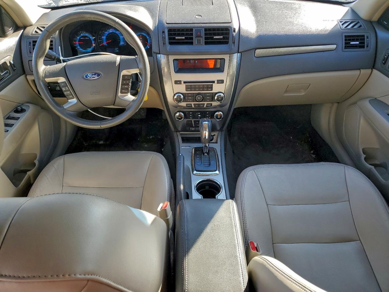 Ford Fusion Sel Image 2