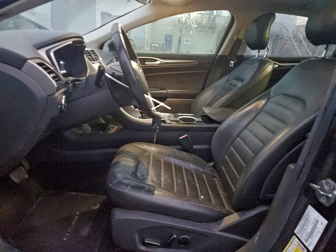 Ford Fusion Se Image 7