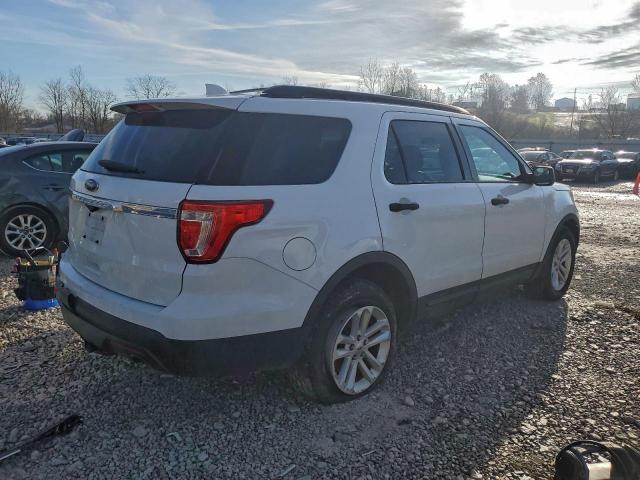 Ford Explorer Image 4