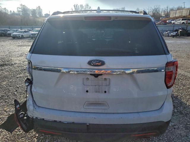 Ford Explorer Image 3