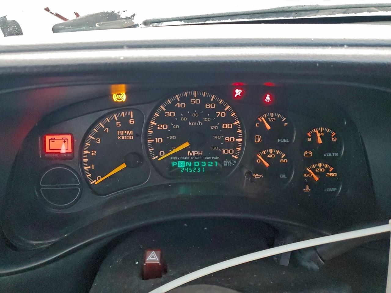 Chevrolet Silverado C1500 Image 9