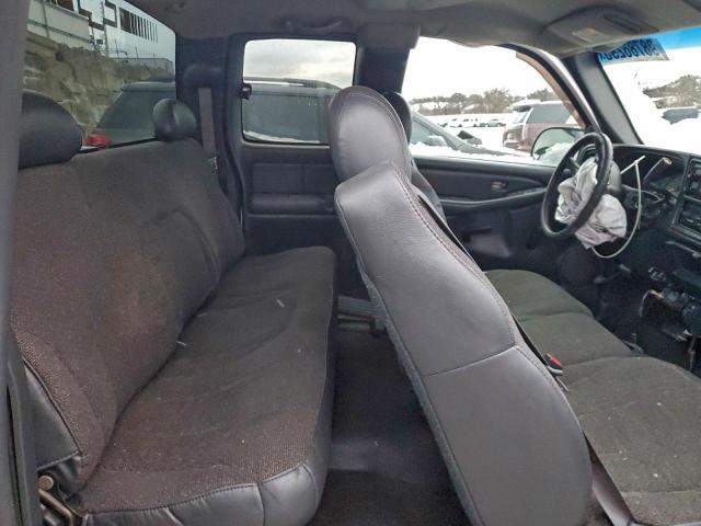 Chevrolet Silverado C1500 Image 4