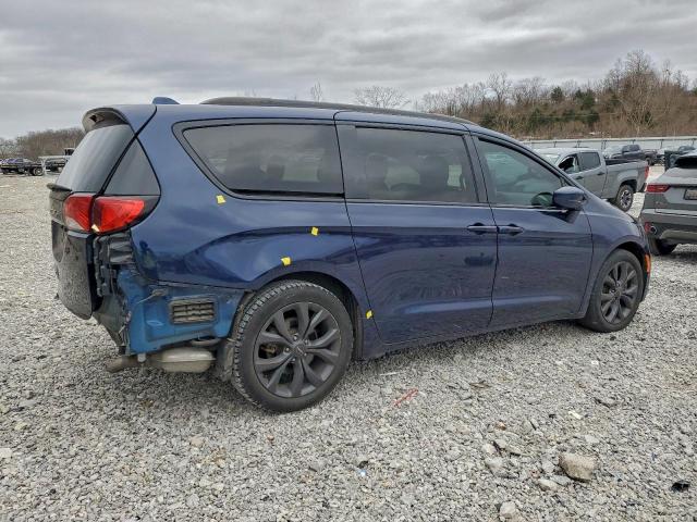 Chrysler Pacifica Touring L Image 9