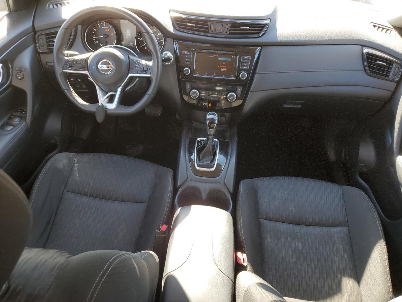 Nissan Rogue S Image 7
