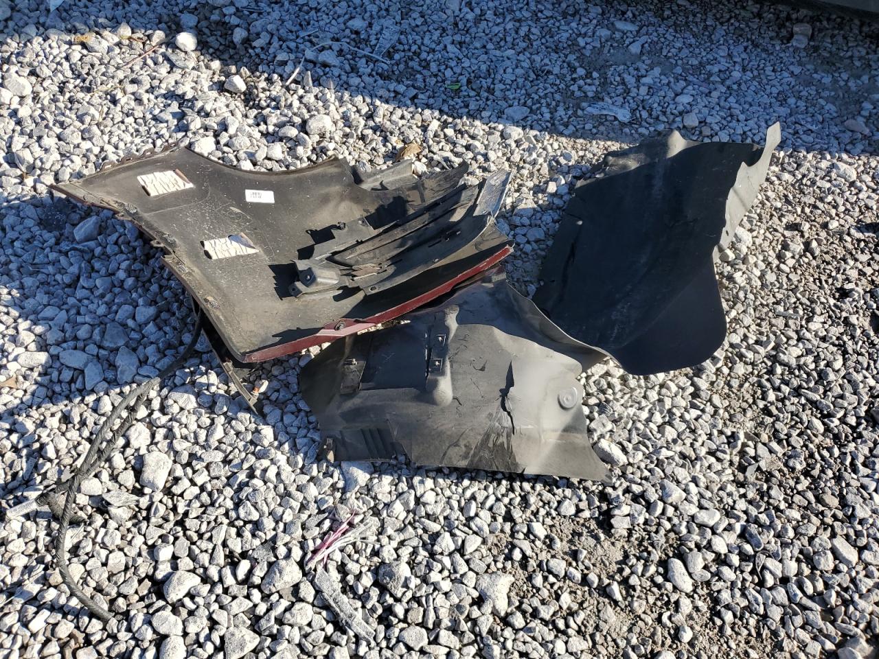 Chrysler 200 Limited Image 10