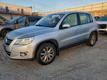  Salvage Volkswagen Tiguan