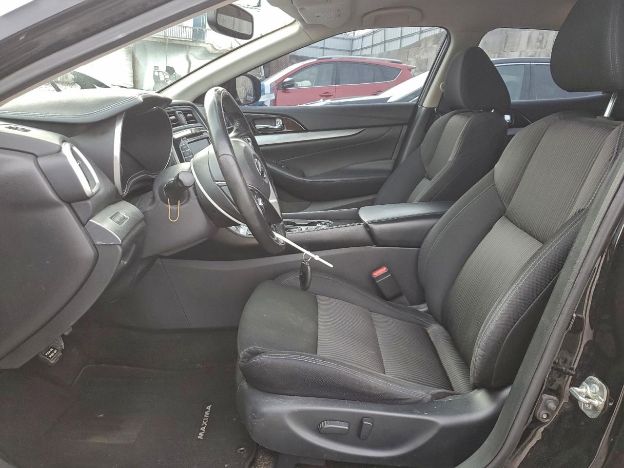 Nissan Maxima 3.5s Image 7