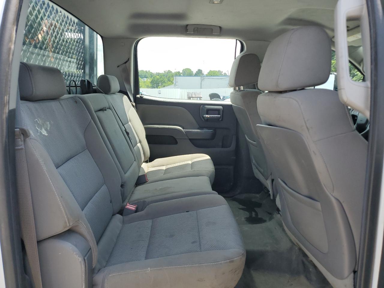 Chevrolet Silverado K3500 Image 10