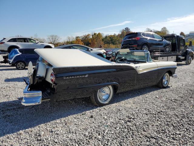 Ford Fairlane Image 3