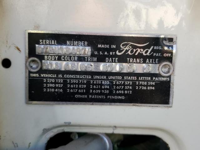 Ford Fairlane Image 9