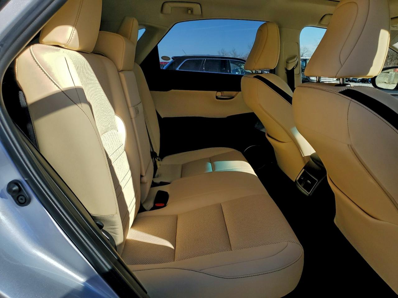 Lexus NX 200t Base Image 10