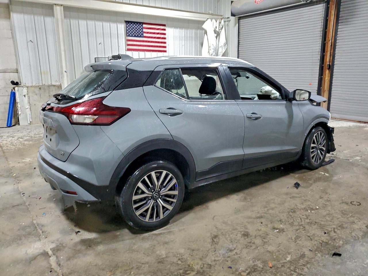 Nissan Kicks Sv Image 4