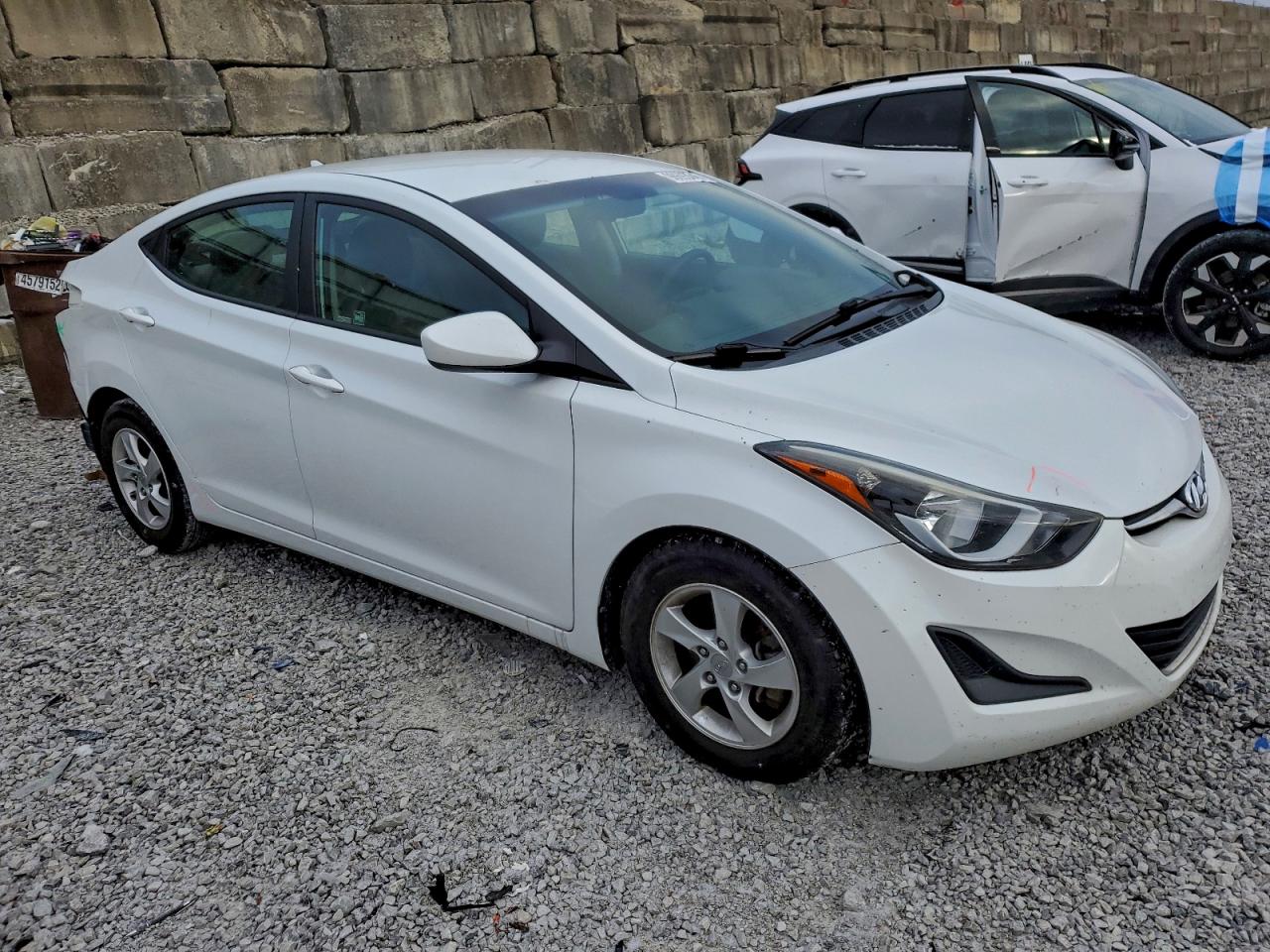 Hyundai ELANTRA Se Image 2