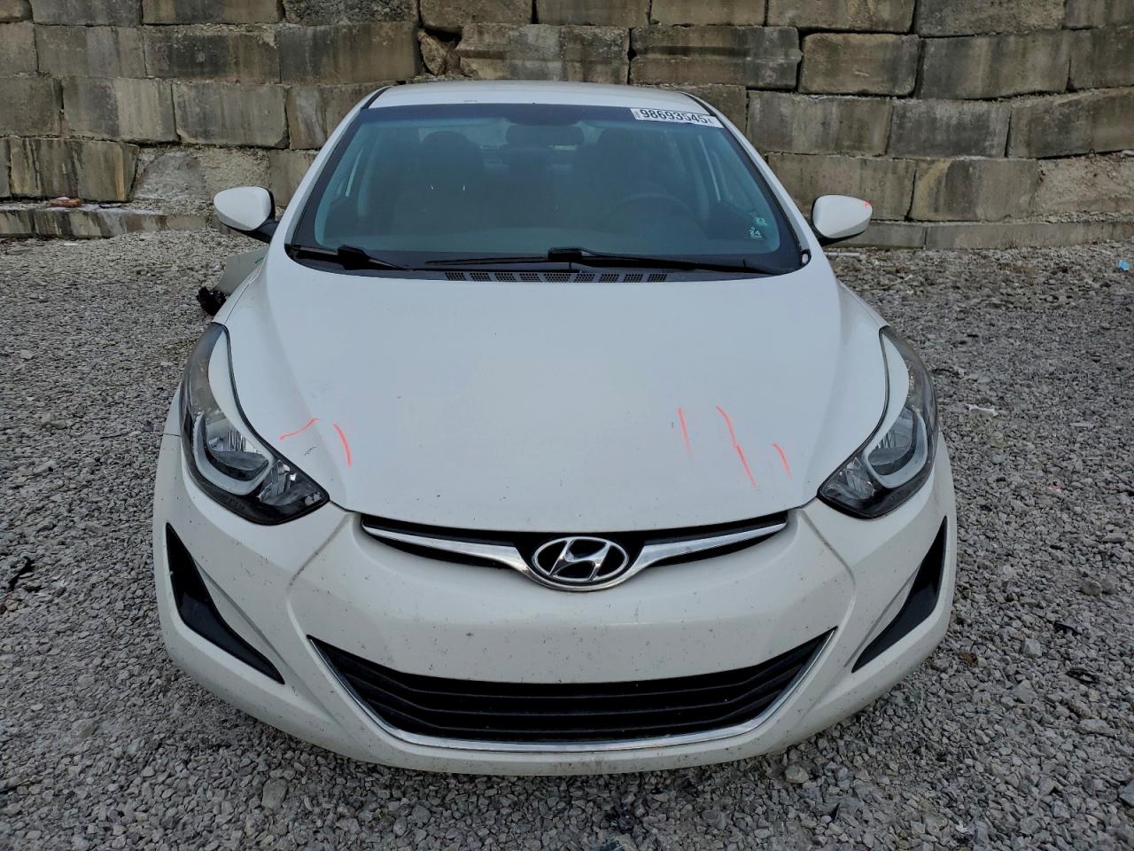 Hyundai ELANTRA Se Image 3