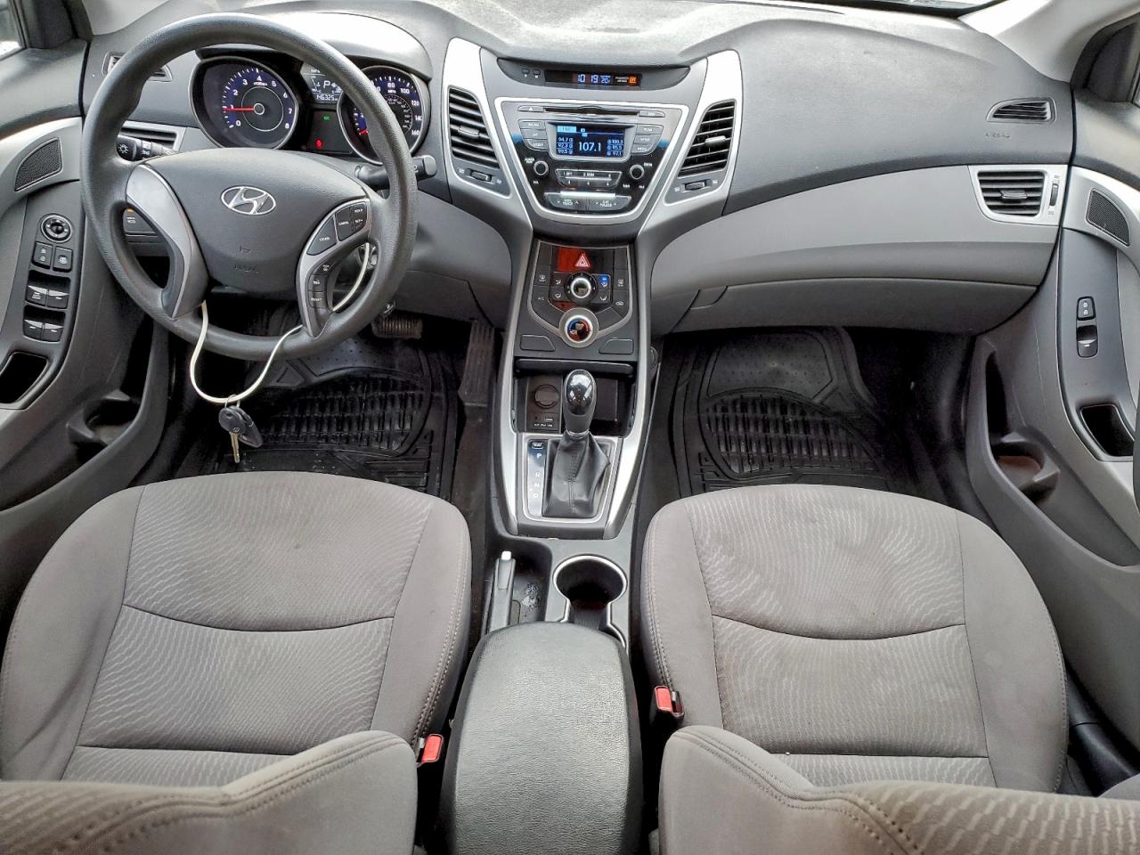 Hyundai ELANTRA Se Image 9