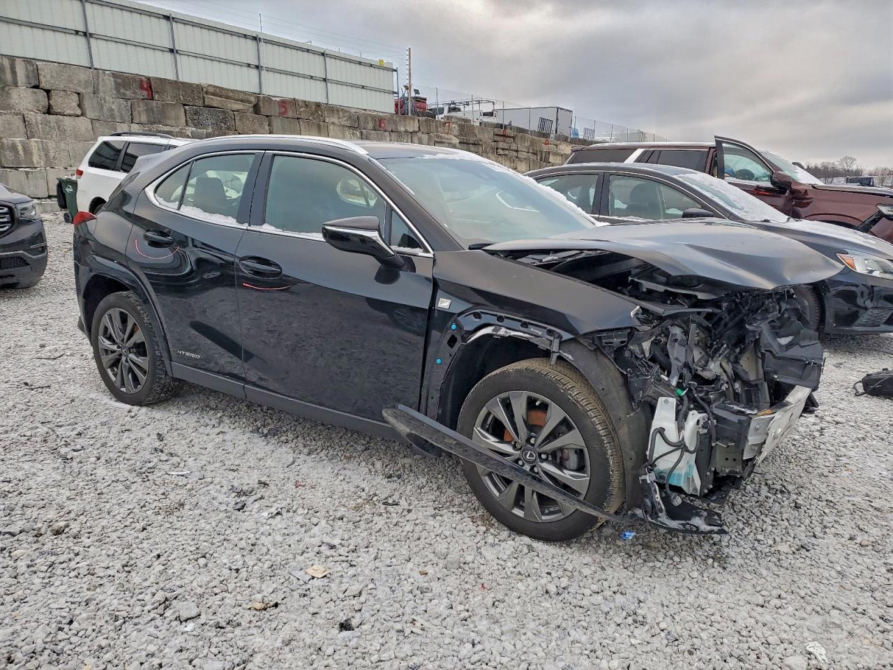 Lexus Ux 250h Base Image 11