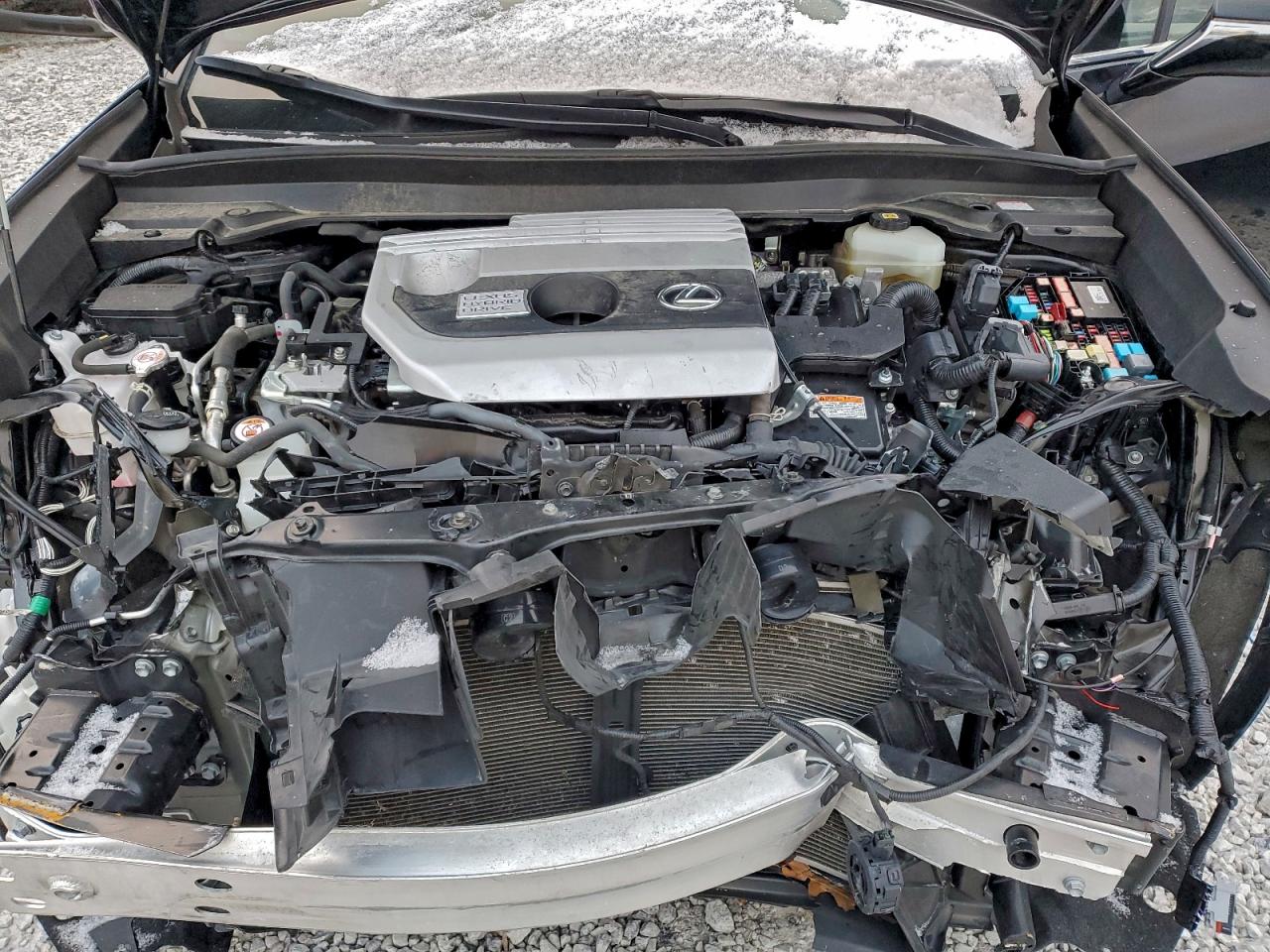 Lexus Ux 250h Base Image 12