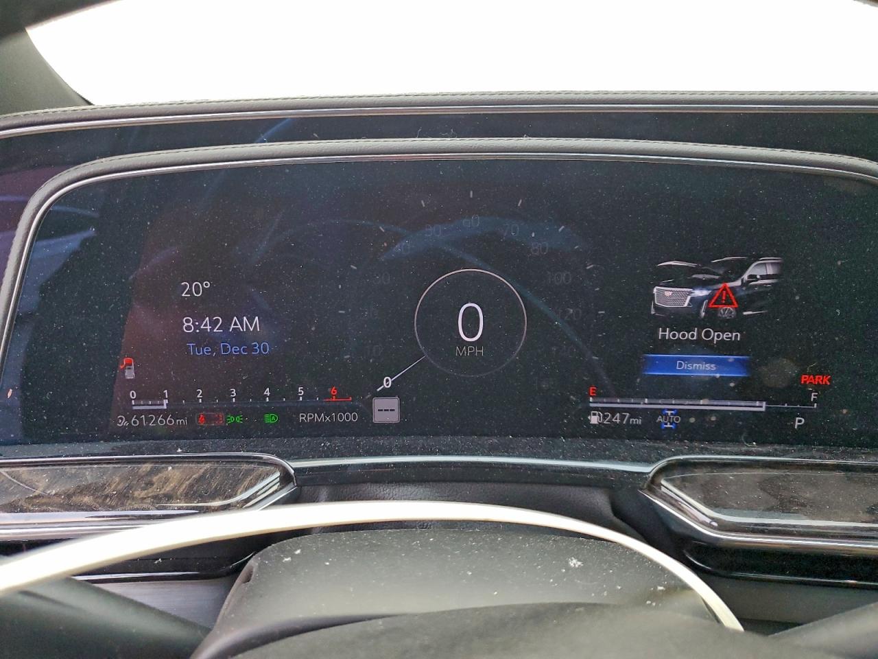 Cadillac Escalade Premium Luxury Image 8