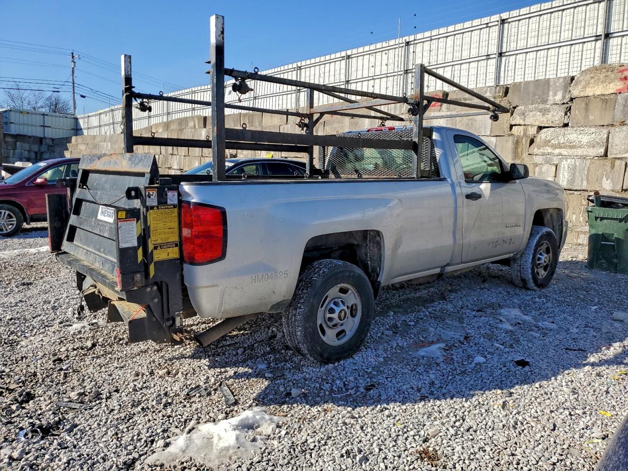 Chevrolet Silverado C2500 Heavy Duty Image 4