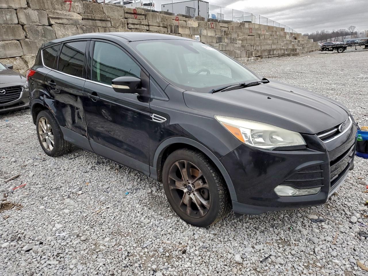 Ford Escape Sel Image 2