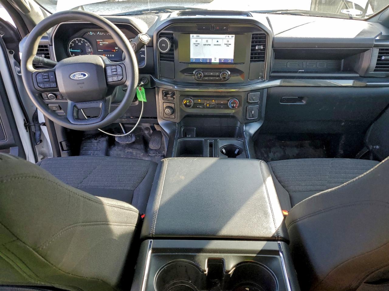 Ford F-150 Super Cab Image 5