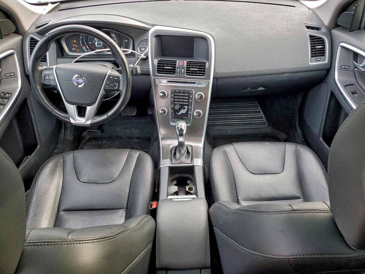 Volvo XC60 T5 Premier Image 3