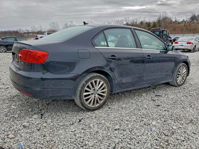 Volkswagen Jetta Sel Image 12