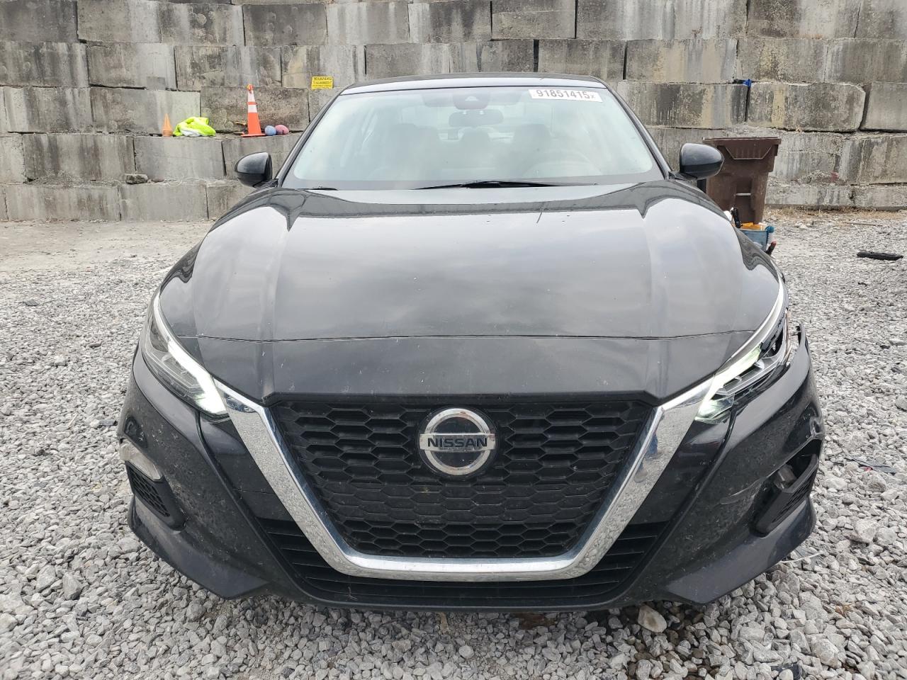 Nissan Altima Sv Image 10