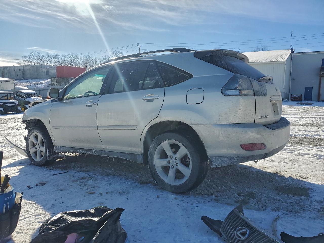 Lexus RX 330 Image 8