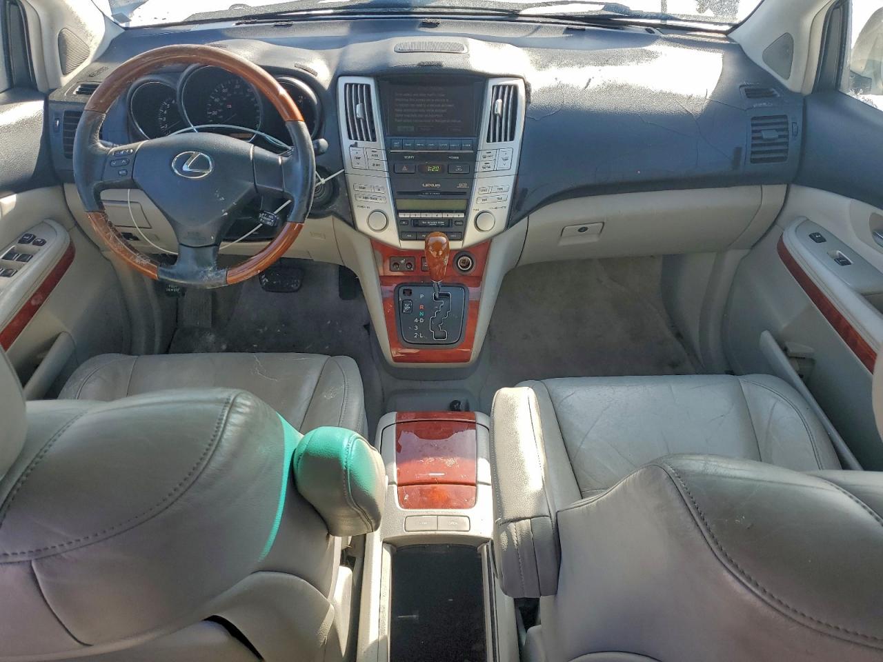 Lexus RX 330 Image 7