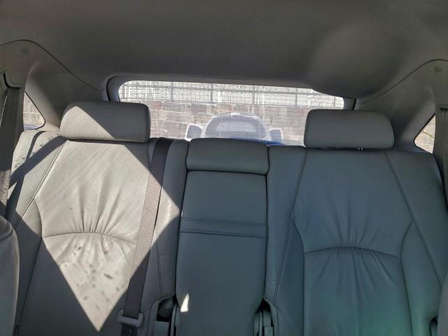 Lexus RX 330 Image 9