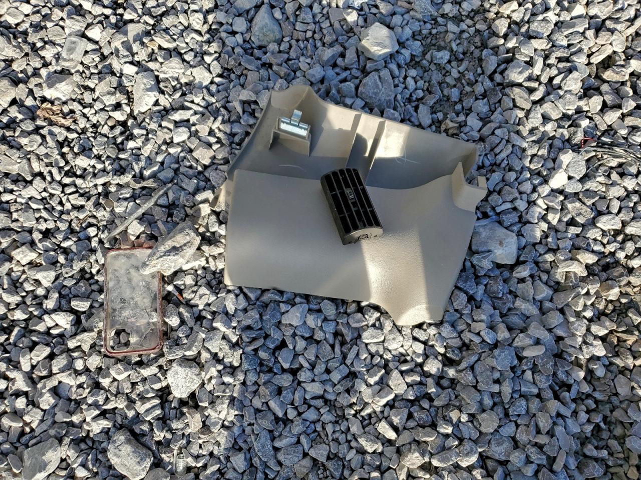 Chevrolet Express Image 13