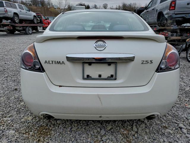 Nissan Altima Base Image 6