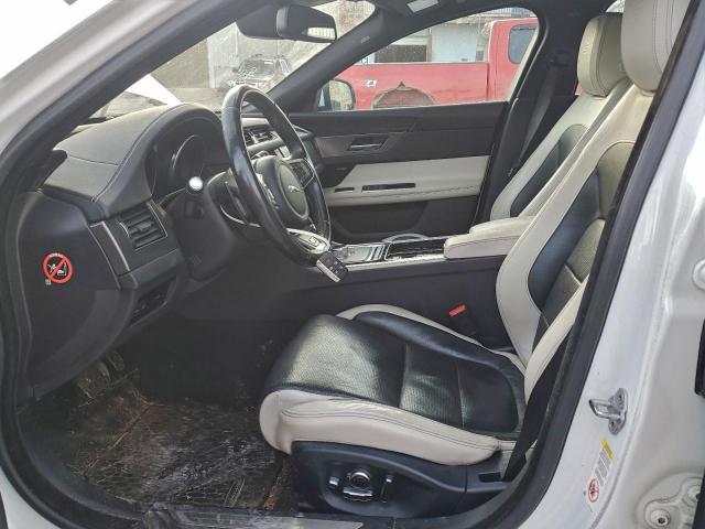 Jaguar XF S Image 4