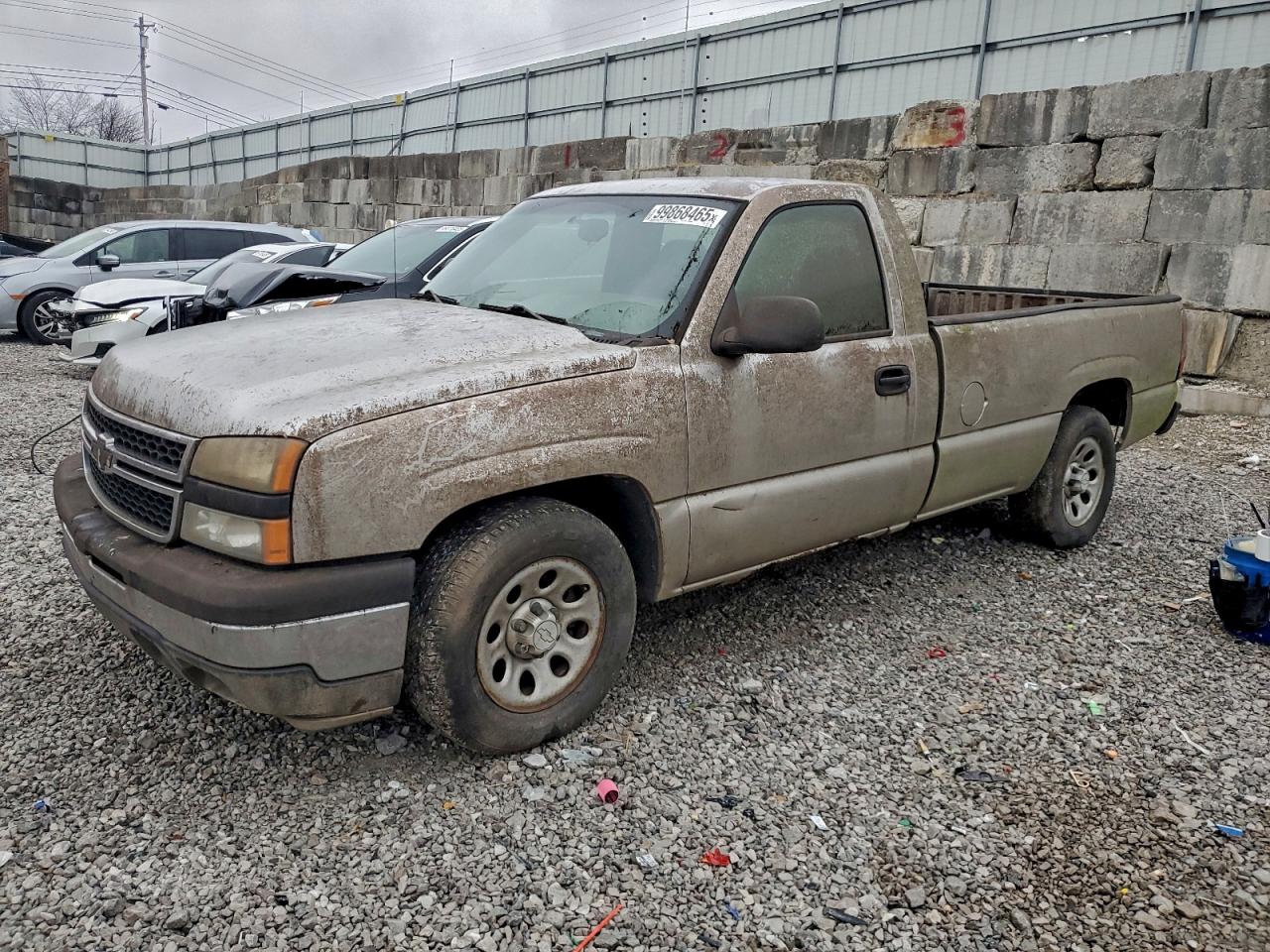 Chevrolet Silverado C1500 Image 1