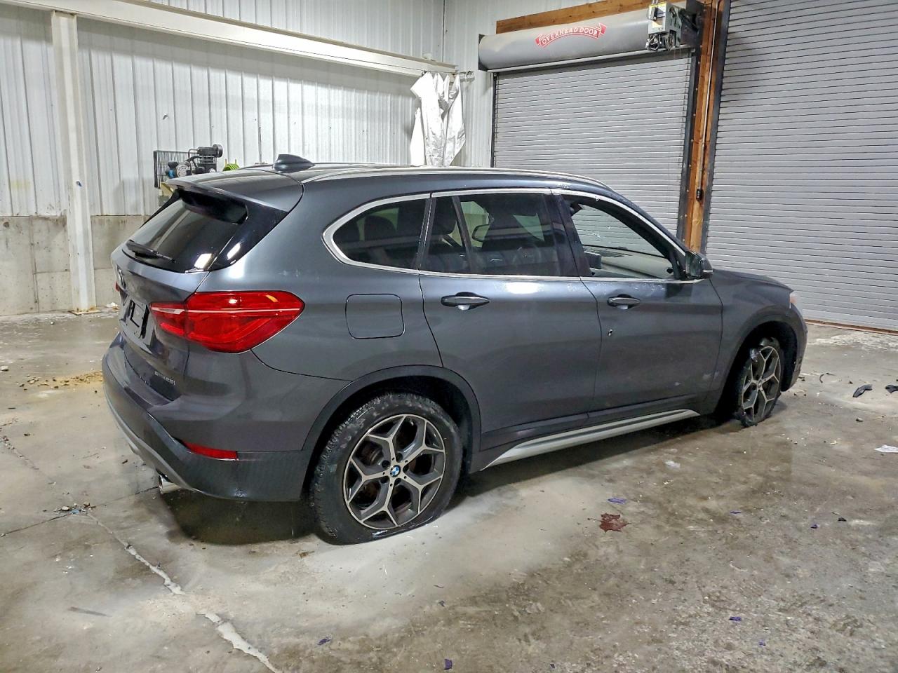 BMW X Series Sdrive28i Image 4