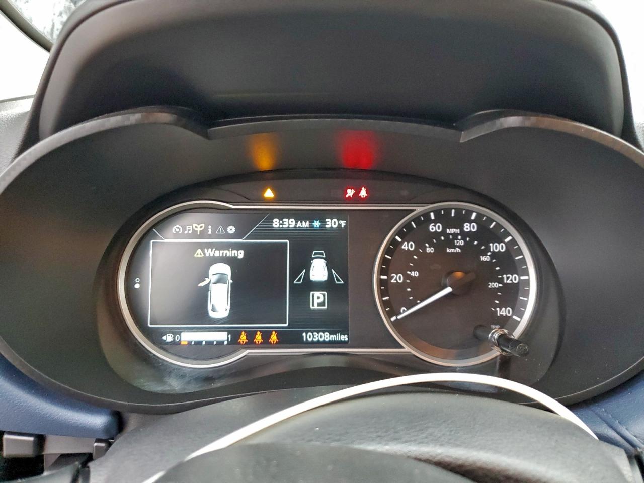 Nissan Versa Sv Image 3