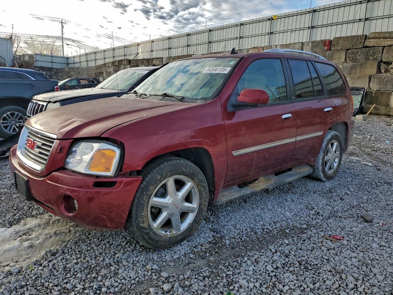 GMC Envoy Slt Image 1